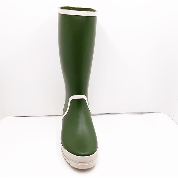 🆕{J. Crew} Tall lug-sole  Rain Boots - Picture 3 of 8